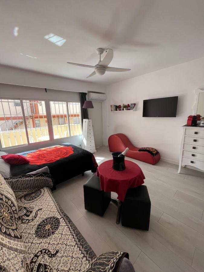 Estudio Romantico La Carihuela 托雷莫利诺斯 外观 照片